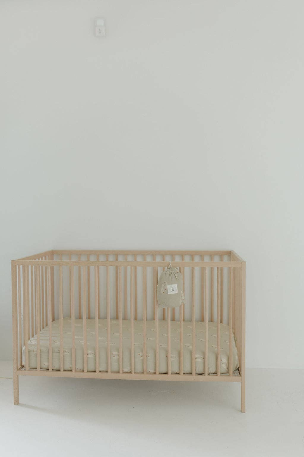 Muslin Crib Sheet | Silly Goose