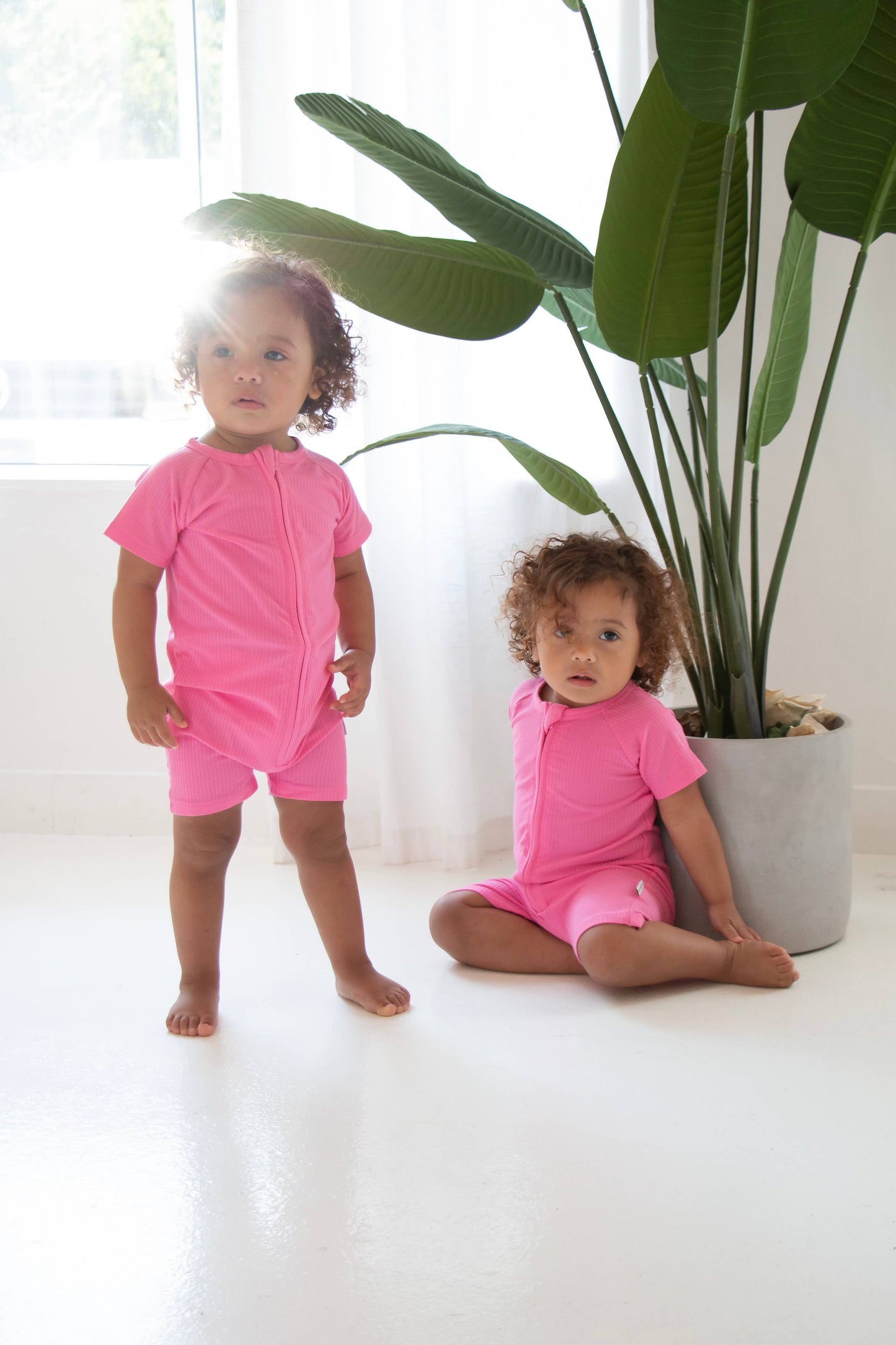Ribbed Shortie || Hot Pink