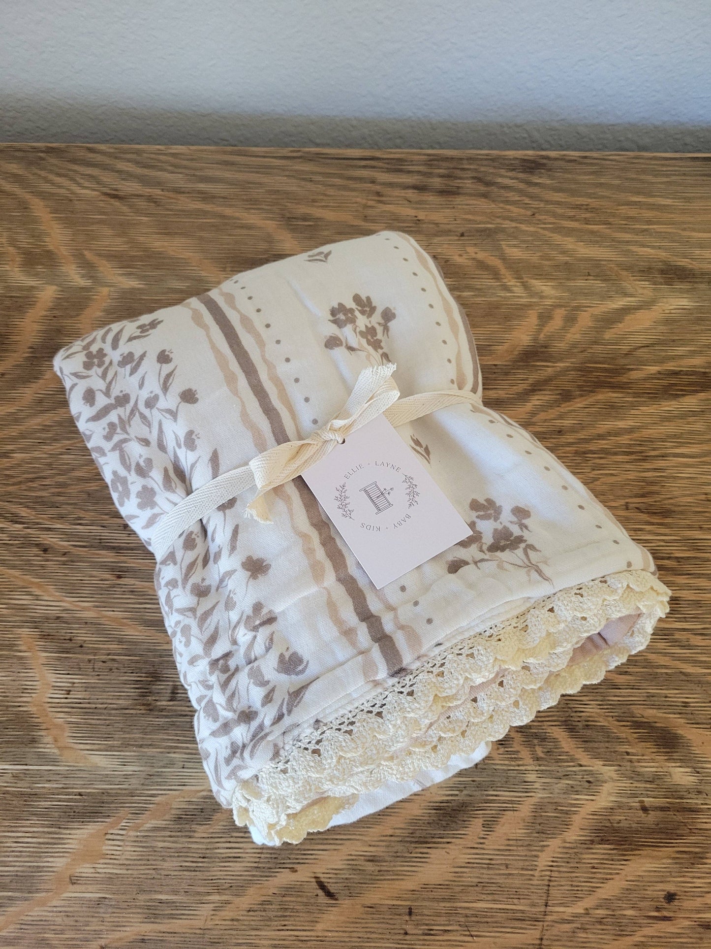 Lettie Floral 6 Layer Gauze Blanket