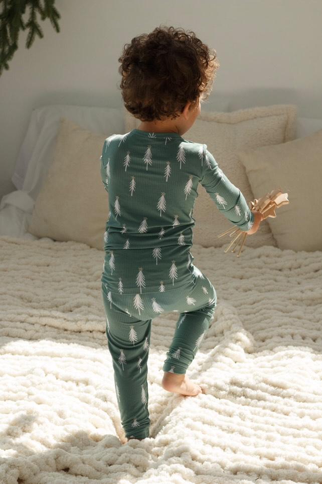 Christmas Tree Holiday 2 Piece Set
