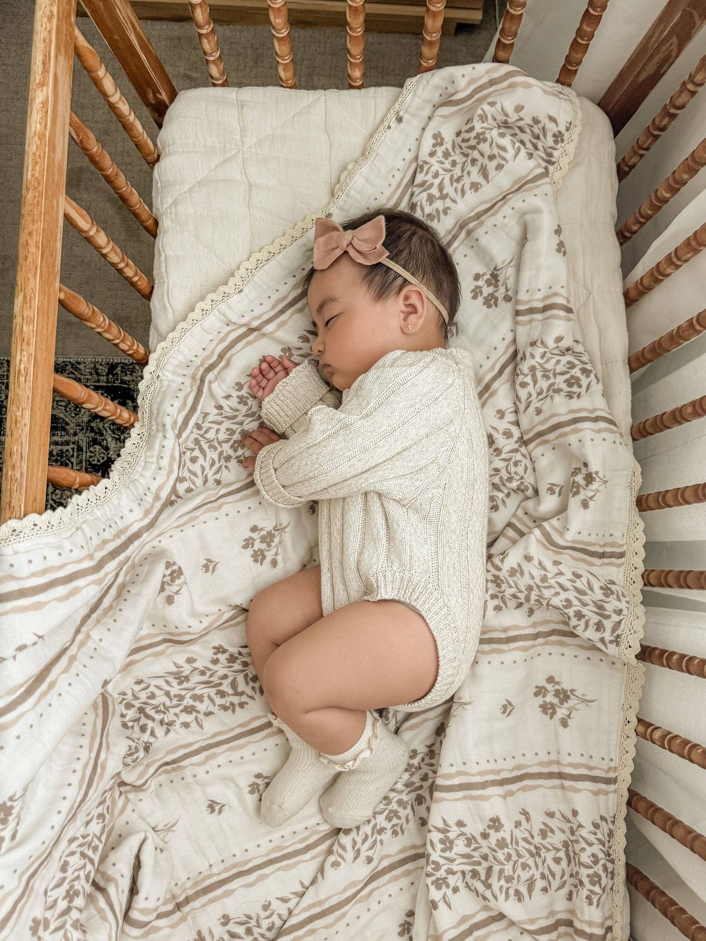 Lettie Floral 6 Layer Gauze Blanket