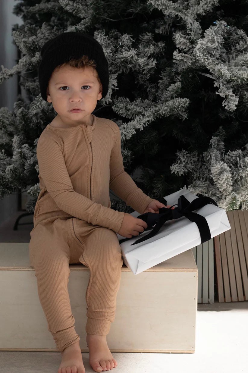Ribbed Zip Romper || Doe